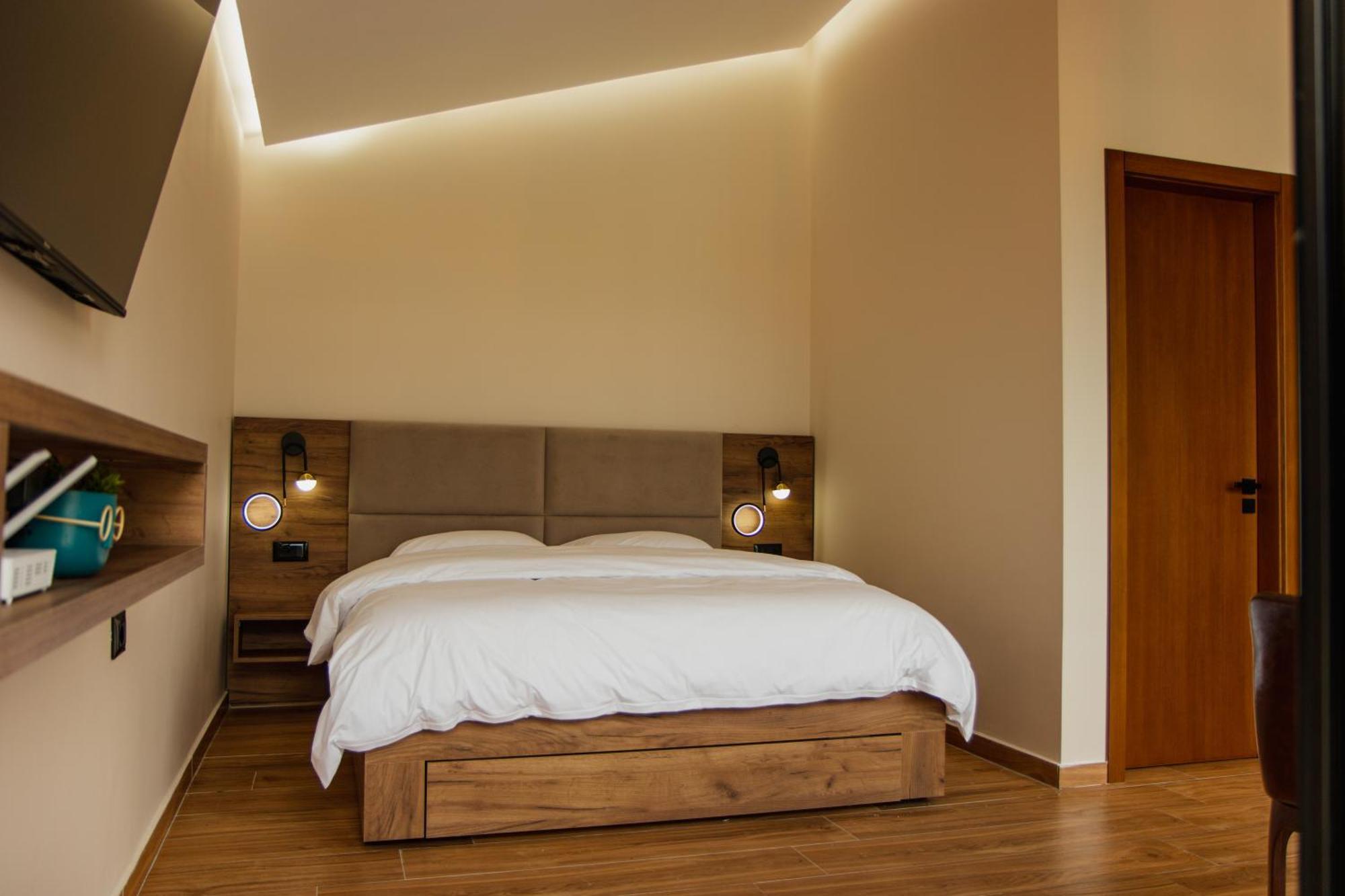 Villa Teverde Shkodër 外观 照片
