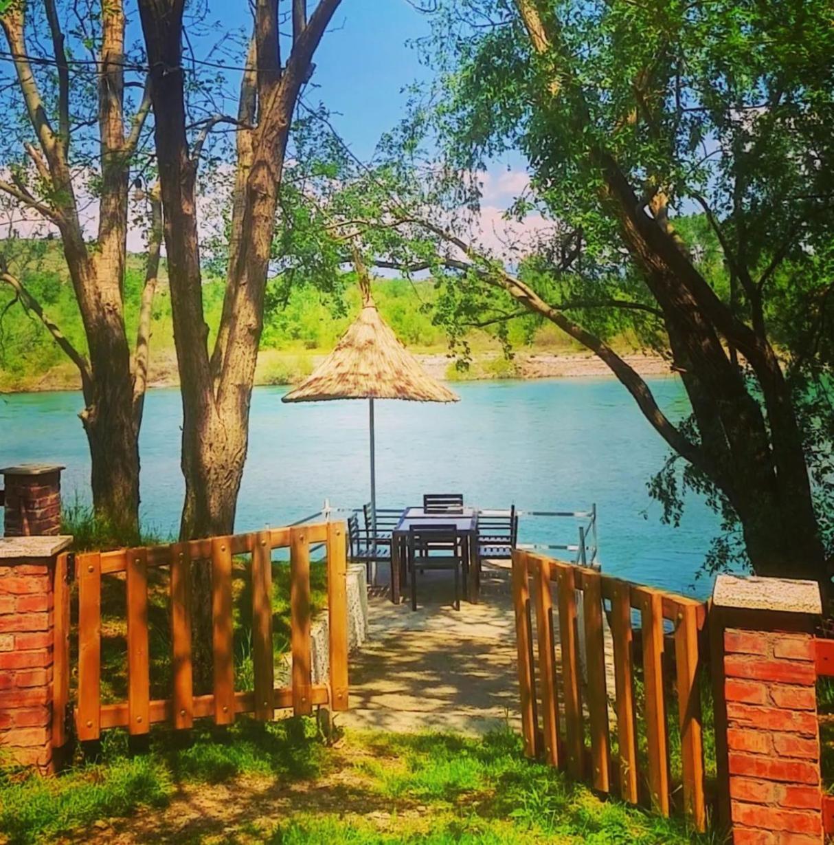 Villa Teverde Shkodër 外观 照片