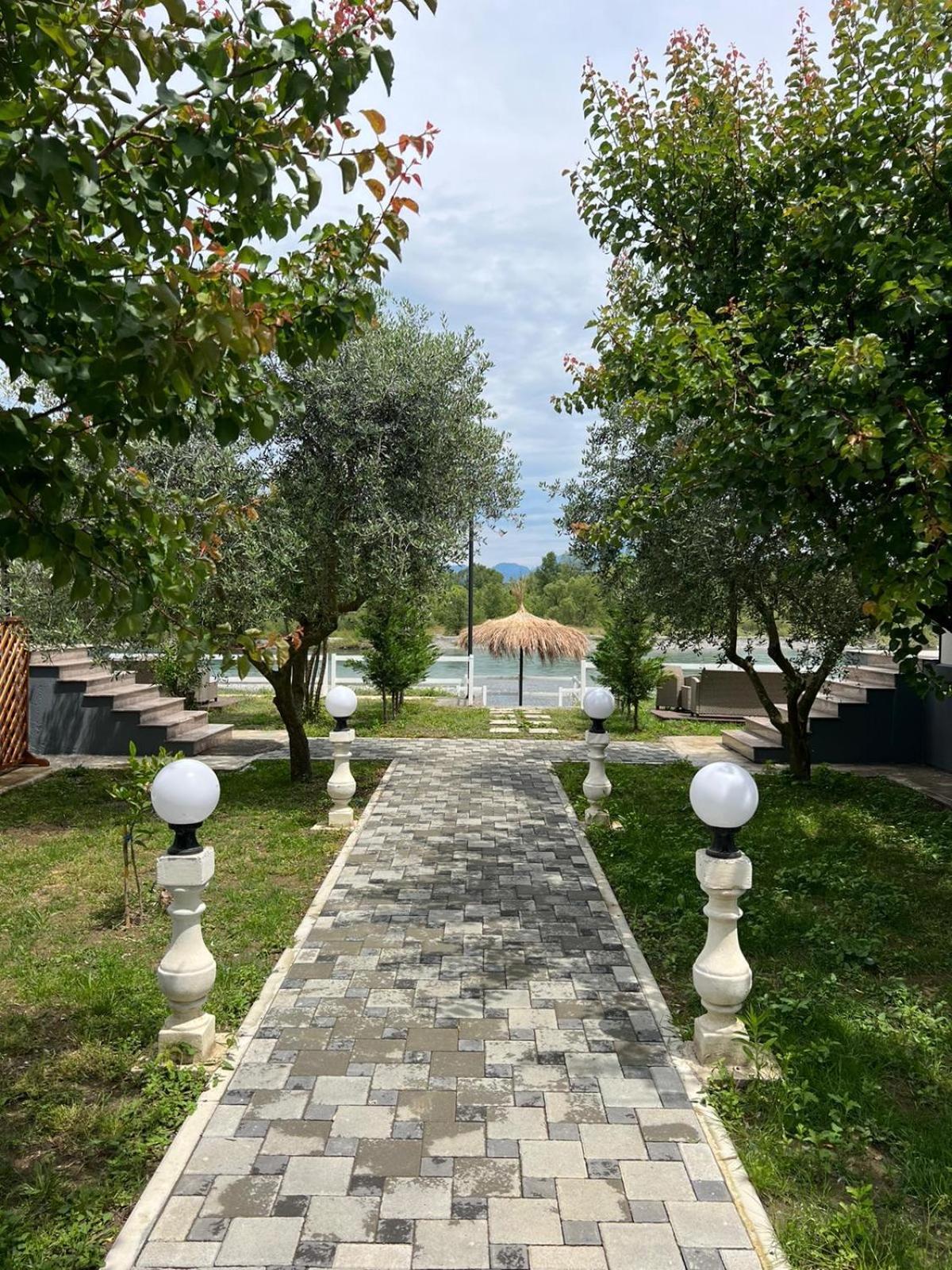Villa Teverde Shkodër 外观 照片