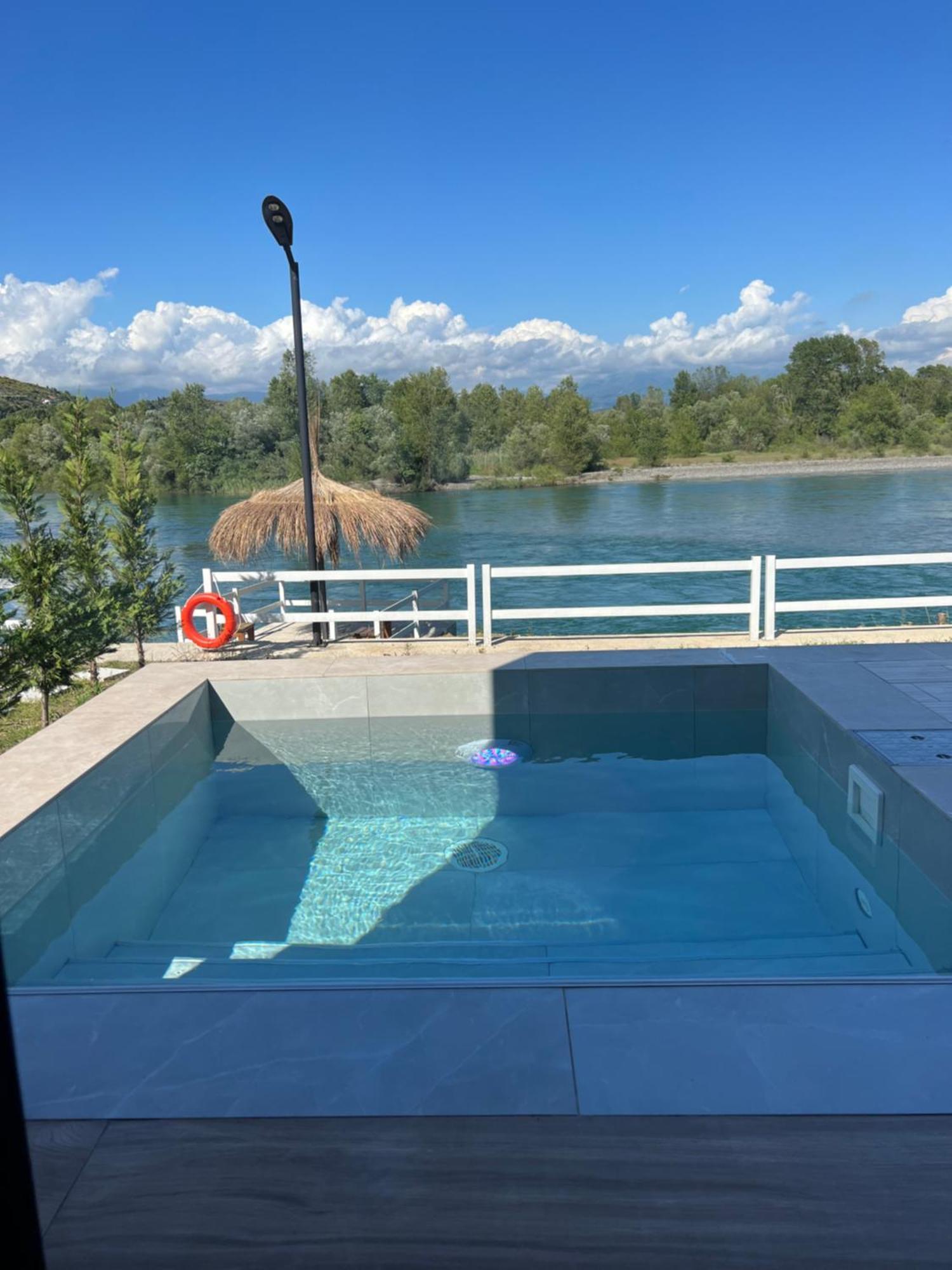 Villa Teverde Shkodër 外观 照片