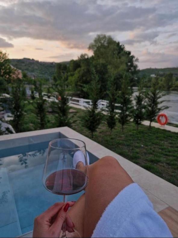 Villa Teverde Shkodër 外观 照片
